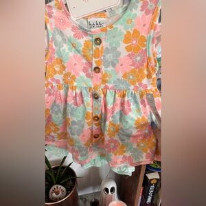 NWT. Girls 3 piece set. Missing pair of shorts. Size 6